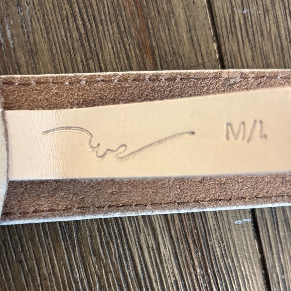 NWT Free People Cream Arlo Leather Hip Belt with Silver Buckle - Picture 4 of 11